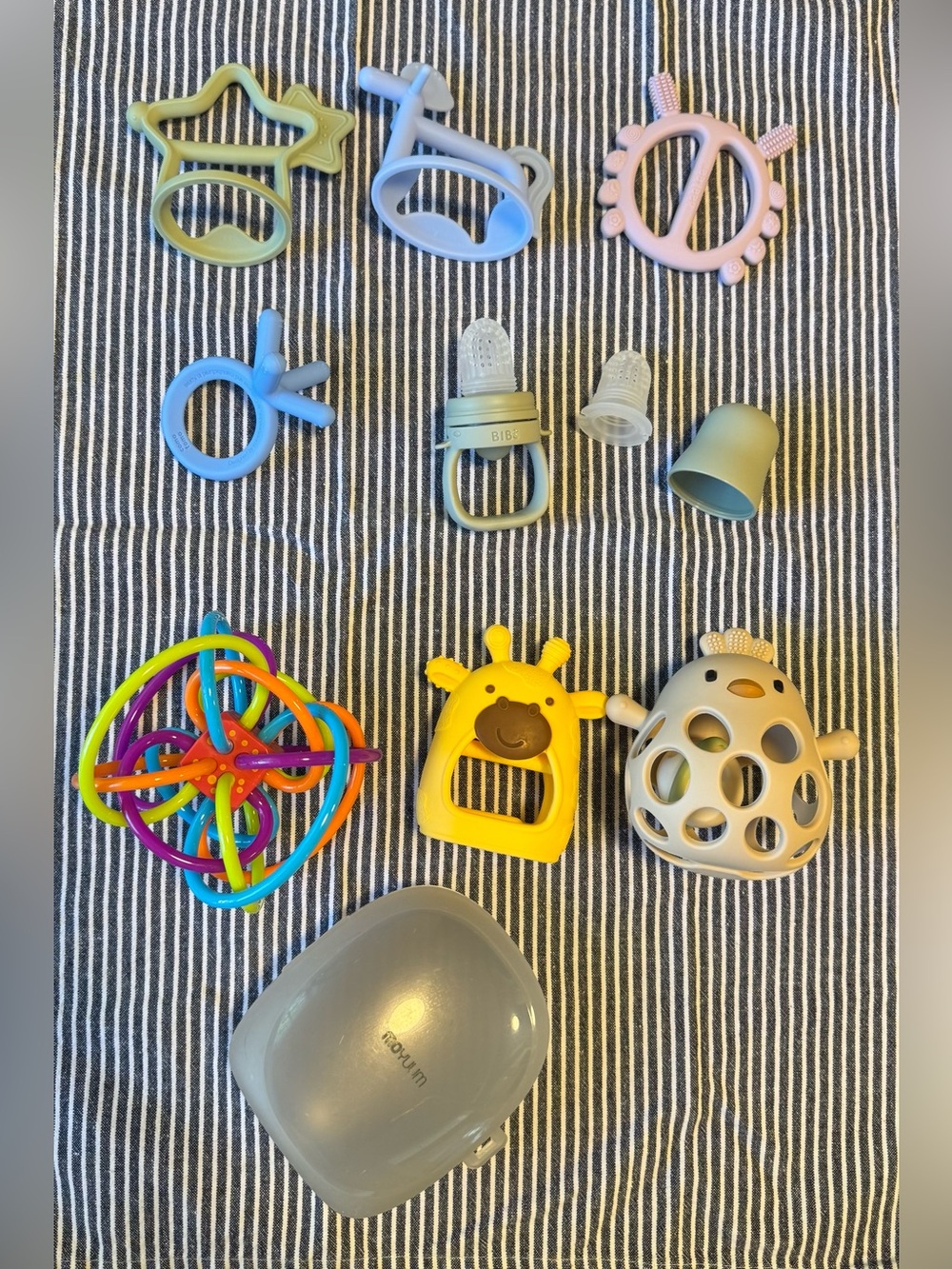 Assorted baby teether bundle
